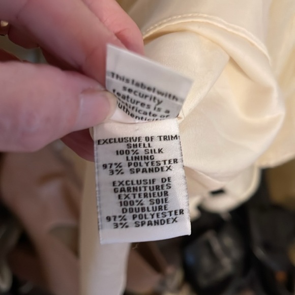 🔥HP🔥Diane von Furstenberg (DVF) cream Grecian-style blouse with rope details - Picture 10 of 10